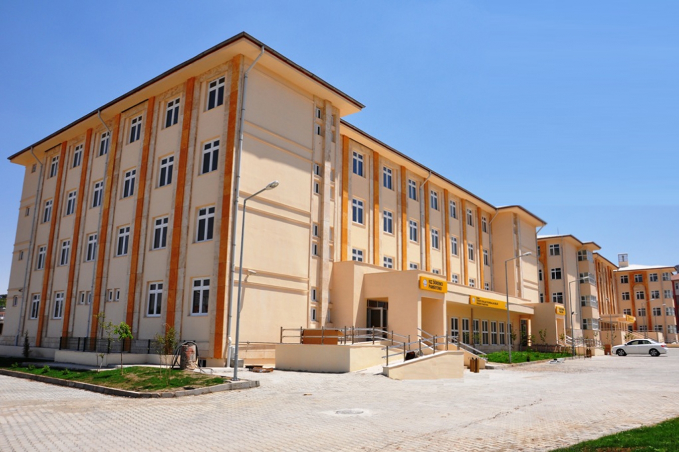 TOBB Güzel Sanatlar Lisesine öğrenci alınacak